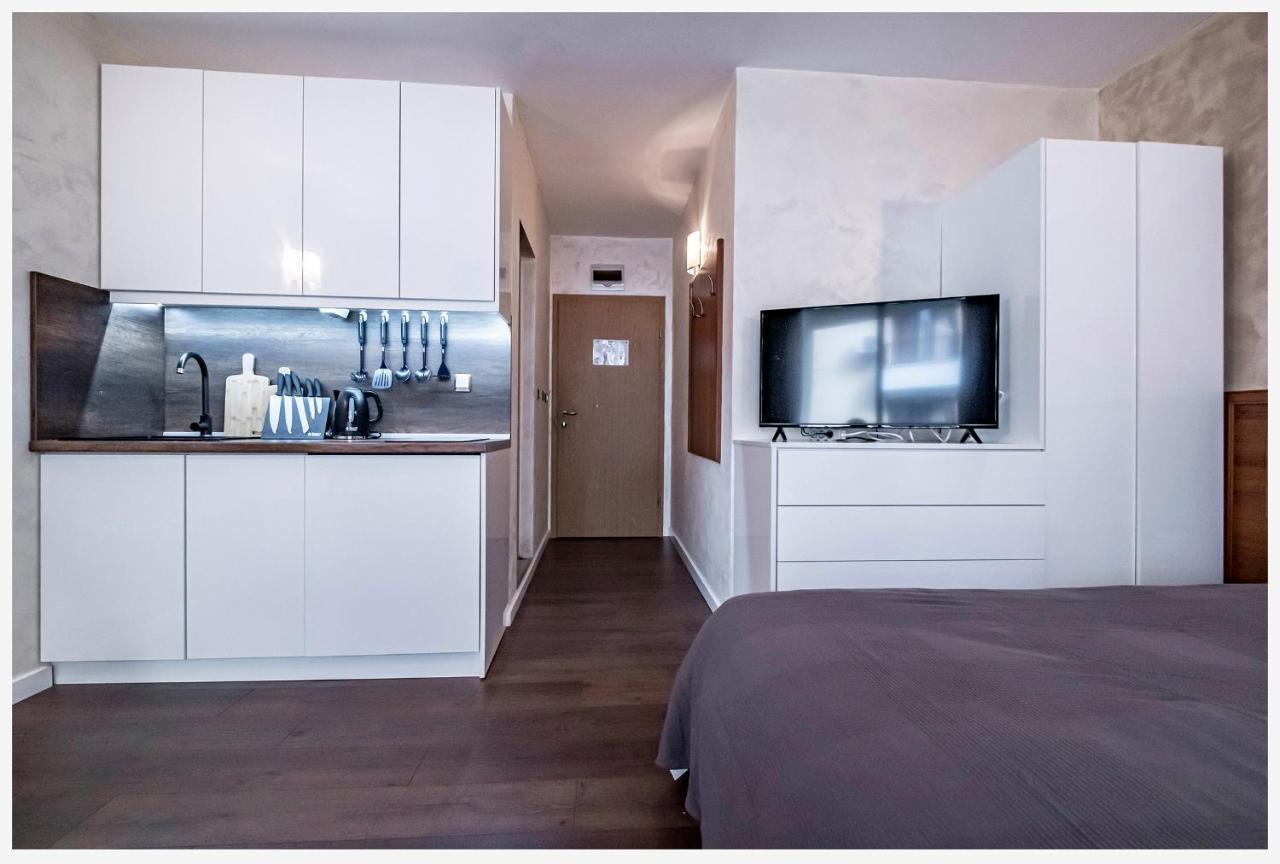 Avalon Apartment Слънчев бряг Екстериор снимка