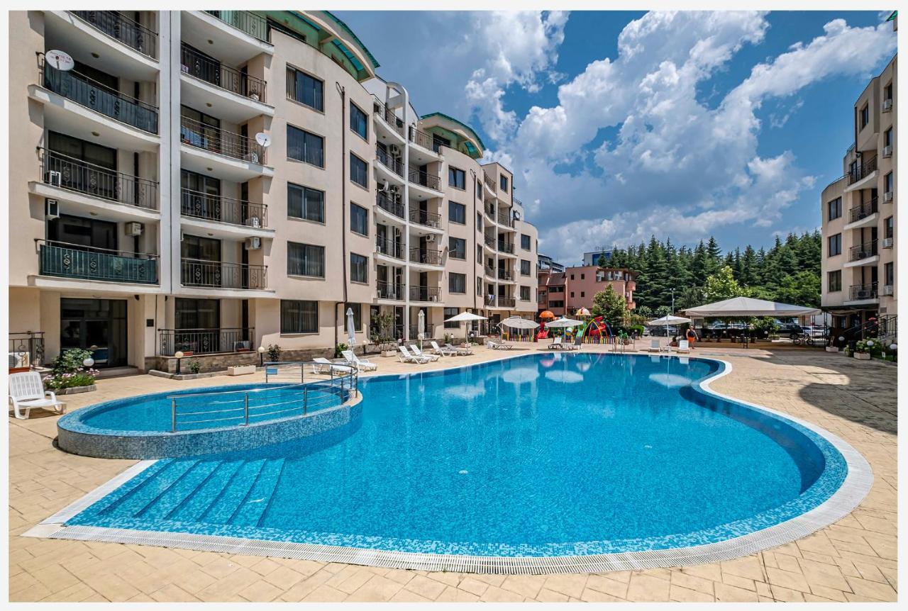 Avalon Apartment Слънчев бряг Екстериор снимка